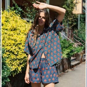 ISO Christy Dawn Indigo Sunflower Set - Shirt size S/M , Shorts size S/XS